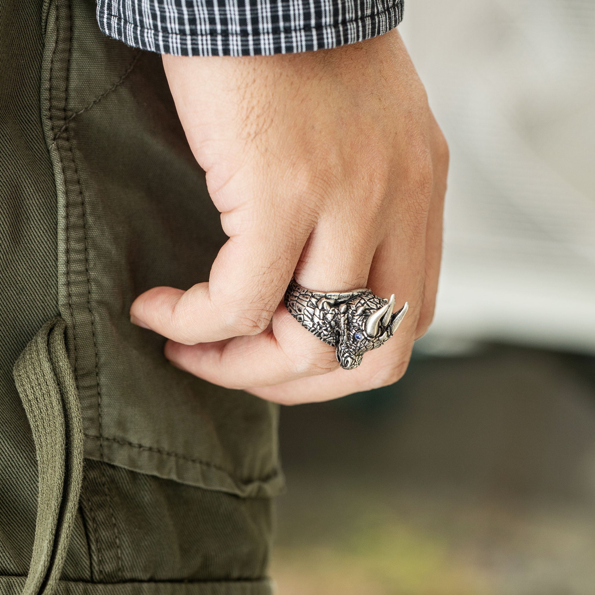 Gothic Dragon Ring für Männer - personalisierbar